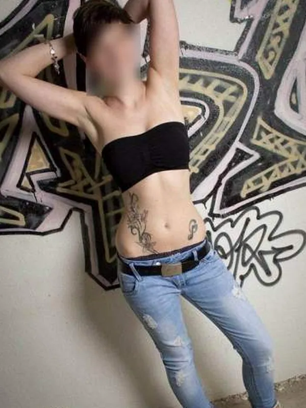 Djamila, 41 ans, plan sexe à Aix-en-Provence