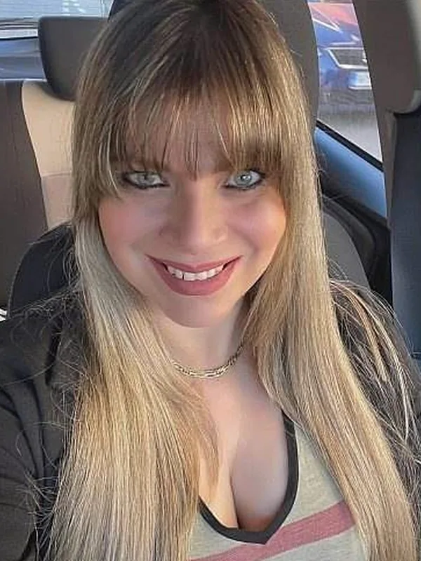 Romane, 23 ans, plan sexe à Bastia