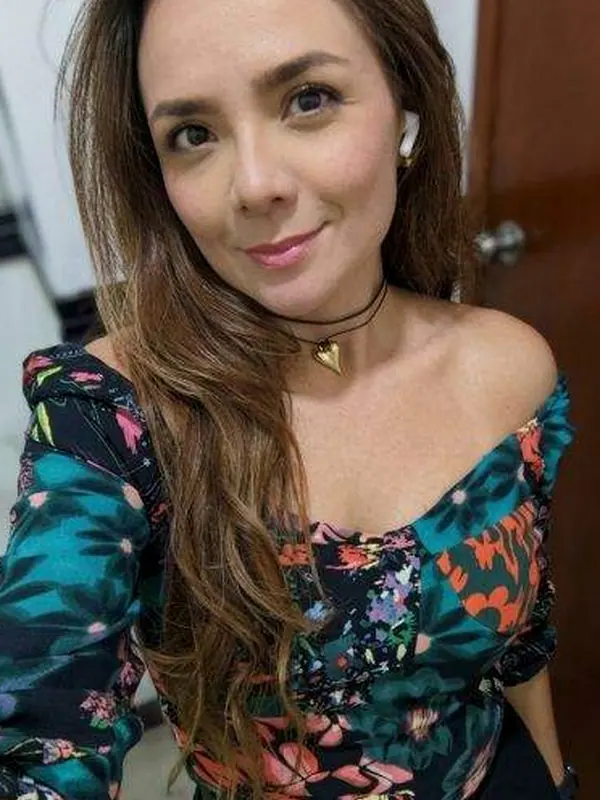 Sarah, 34 ans, plan sexe à Colmar