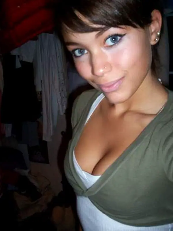 Clémentine, 27 ans, plan sexe à Lyon