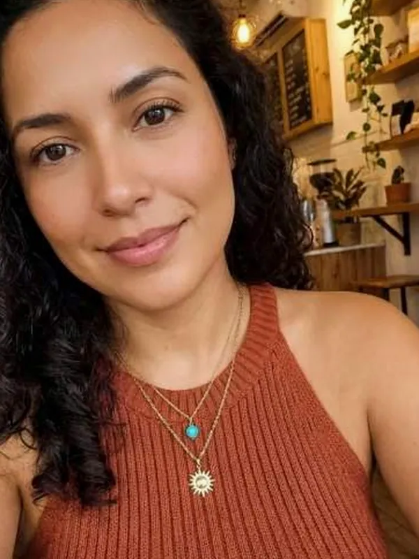 Emilia, 26 ans, plan sexe à Rouen