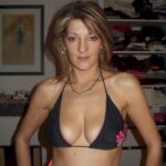 Femme mature coquine domina pour gars obéissant